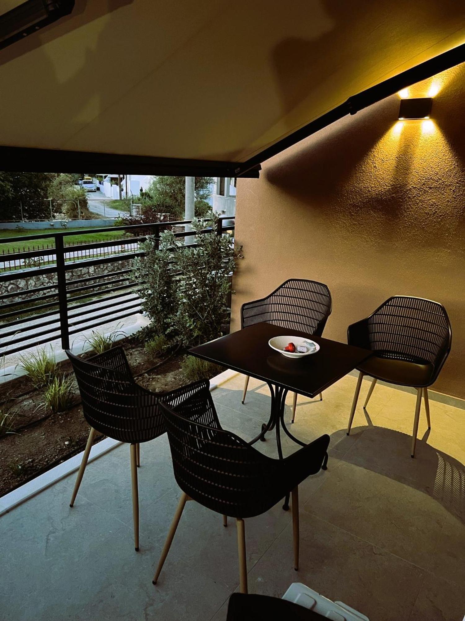 尼基亚娜Athilia公寓式酒店 外观 照片