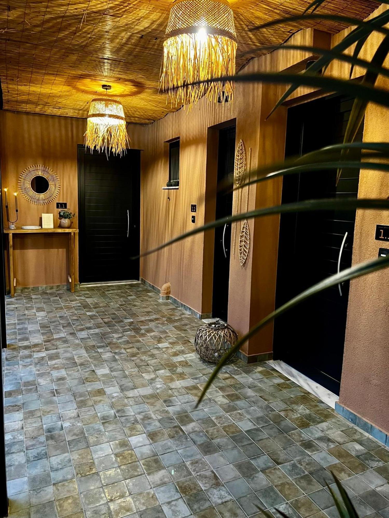 尼基亚娜Athilia公寓式酒店 外观 照片